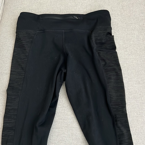 Nike Dry fit leggings with pockets - Picture 2 of 3